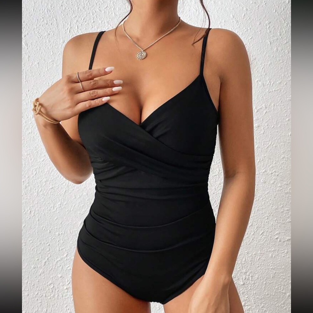 Twist front cami bodysuit - Picture 2 of 16